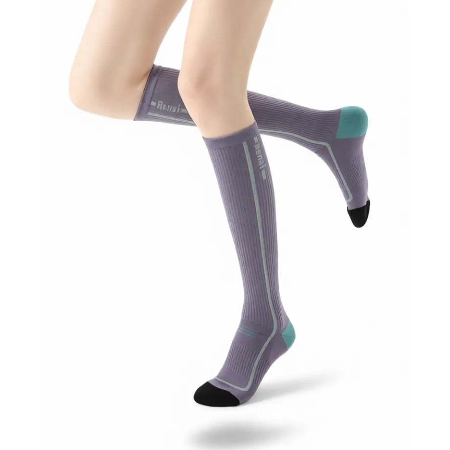Performance Graduated Pressure Women Running Knee High Socks